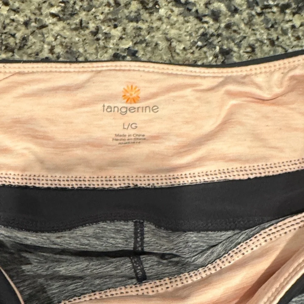 Women’s Grey & Pink  Leggings size Large
